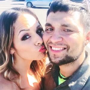 Meet your Posher, Roxanne